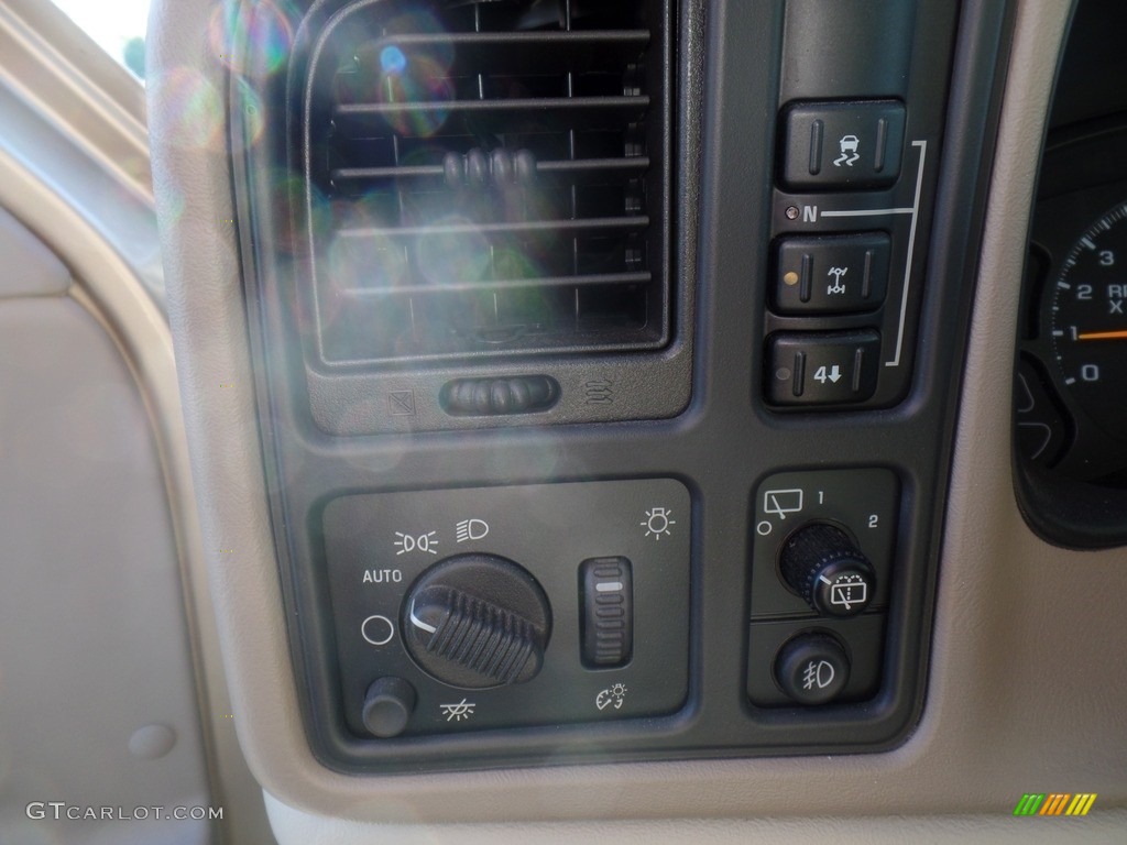 2005 Tahoe LT 4x4 - Sandstone Metallic / Tan/Neutral photo #25