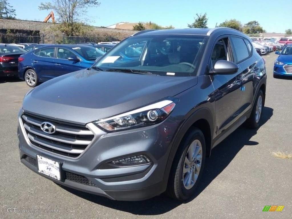 2017 Tucson SE AWD - Coliseum Gray / Gray photo #1