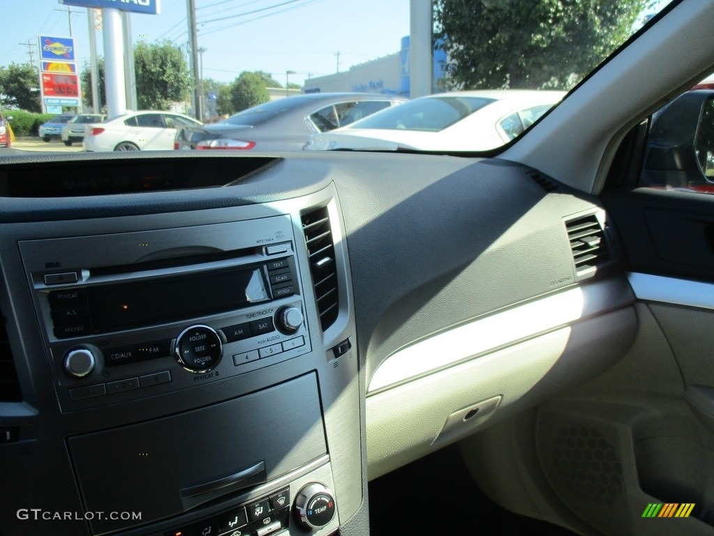 2011 Outback 2.5i Premium Wagon - Crystal Black Silica / Warm Ivory photo #14
