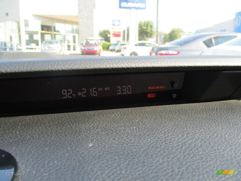 2011 Outback 2.5i Premium Wagon - Crystal Black Silica / Warm Ivory photo #34