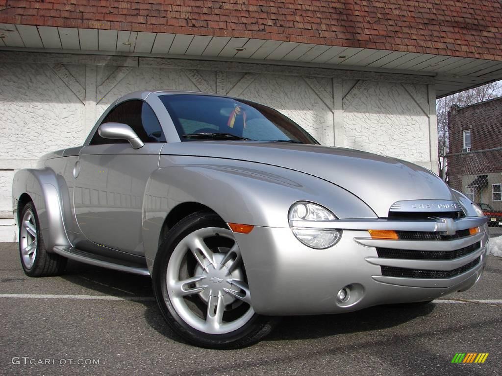 2004 SSR  - Ricochet Silver Metallic / Ebony photo #17