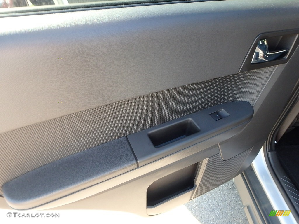 2011 Escape Limited V6 4WD - Ingot Silver Metallic / Charcoal Black photo #19