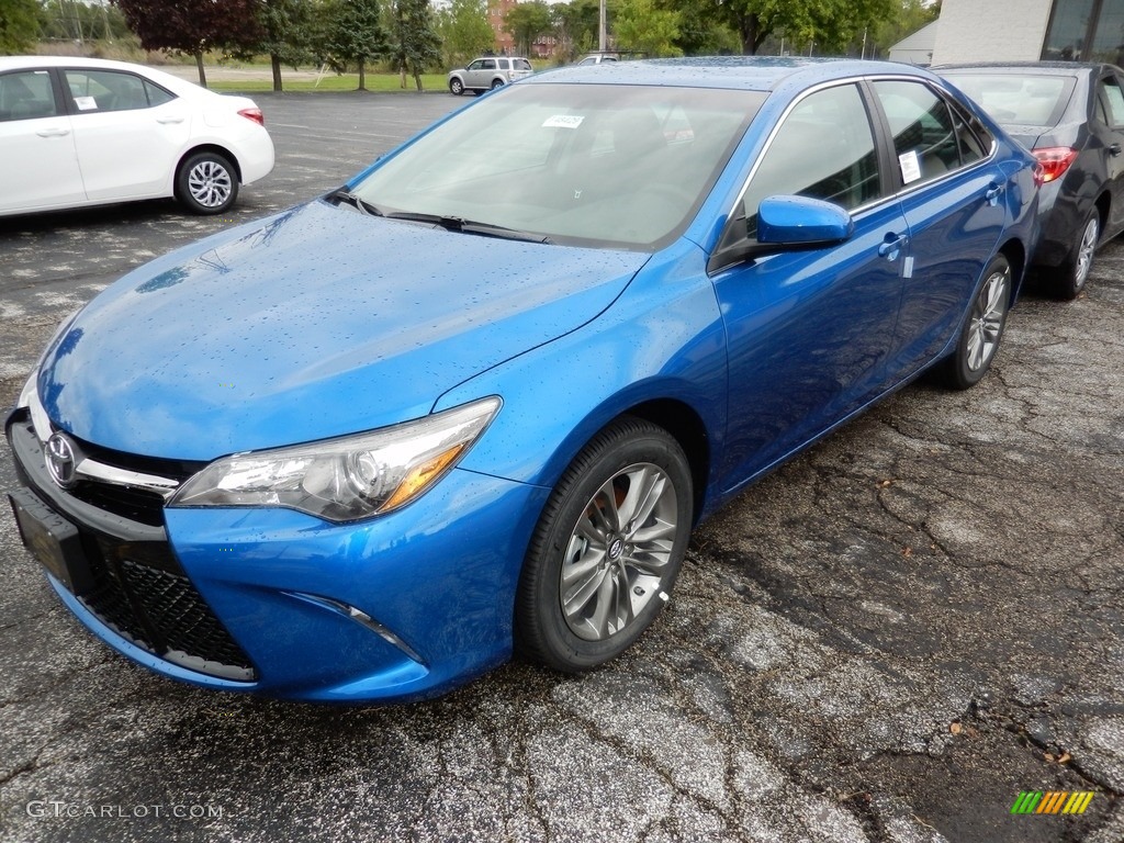 2017 Blue Streak Metallic Toyota Camry Se 115973747