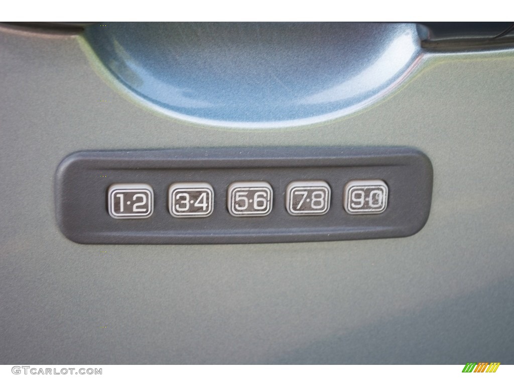2010 Escape Limited V6 4WD - Steel Blue Metallic / Charcoal Black photo #12
