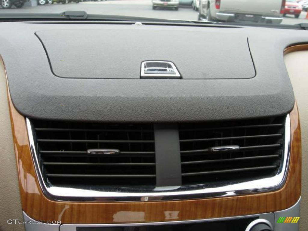 2008 Malibu LT Sedan - Sandstone Metallic / Cocoa/Cashmere Beige photo #15