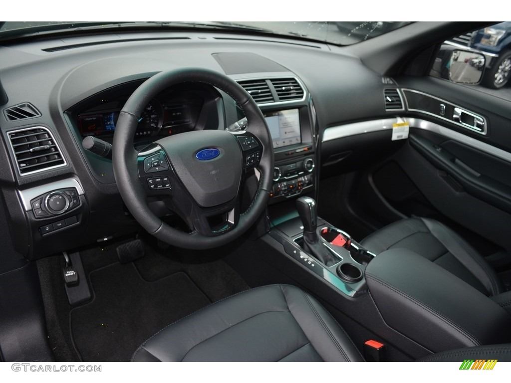Ebony Black Interior 2017 Ford Explorer XLT Photo #115984661