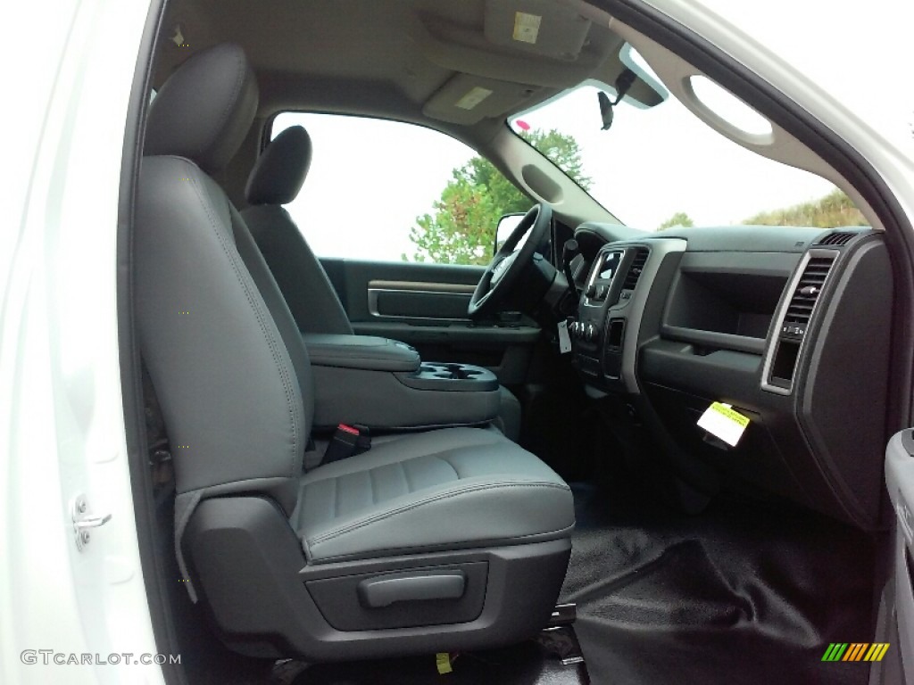 2017 Ram 4500 Tradesman Regular Cab Chassis Front Seat Photo #115988285
