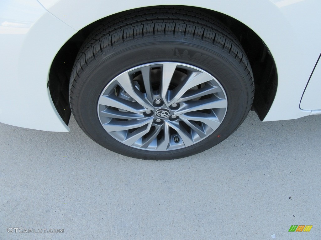 2017 Toyota Corolla XLE Wheel Photos