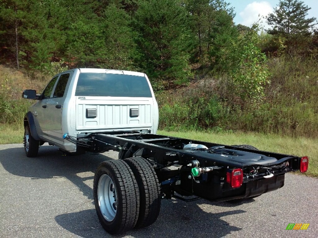 Bright Silver Metallic 2017 Ram 5500 Tradesman Crew Cab 4x4 Chassis Exterior Photo #115988849
