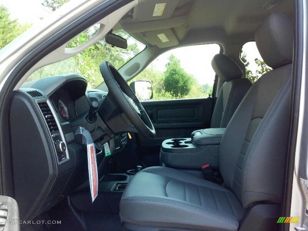 2017 Ram 5500 Tradesman Crew Cab 4x4 Chassis Front Seat Photo #115988894