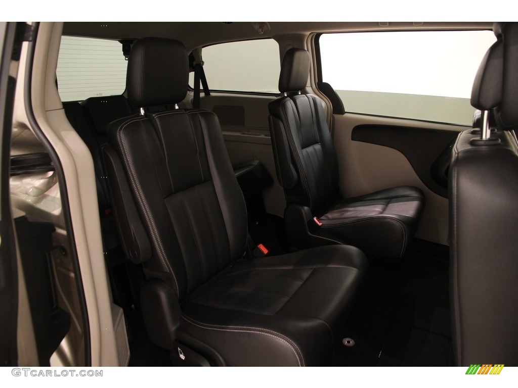 2016 Town & Country Touring - Cashmere/Sandstone Pearl / Black/Light Graystone photo #14