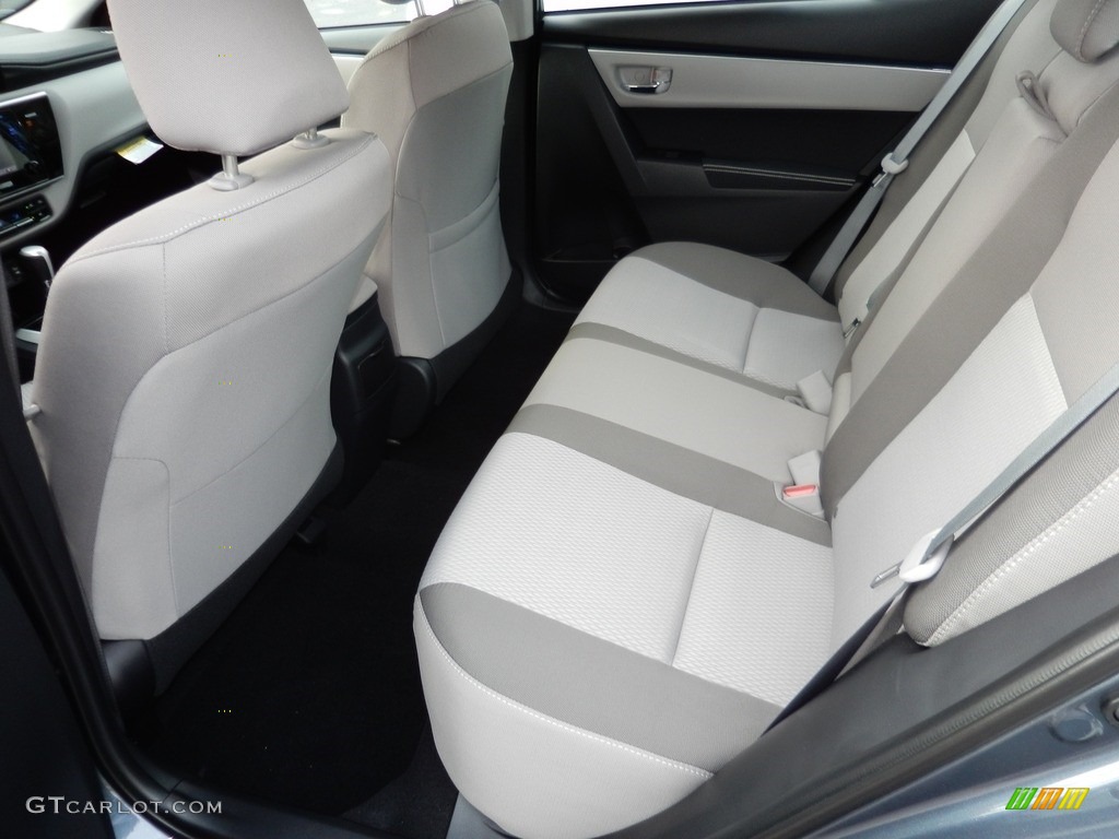 2017 Toyota Corolla LE Rear Seat Photo #115989797