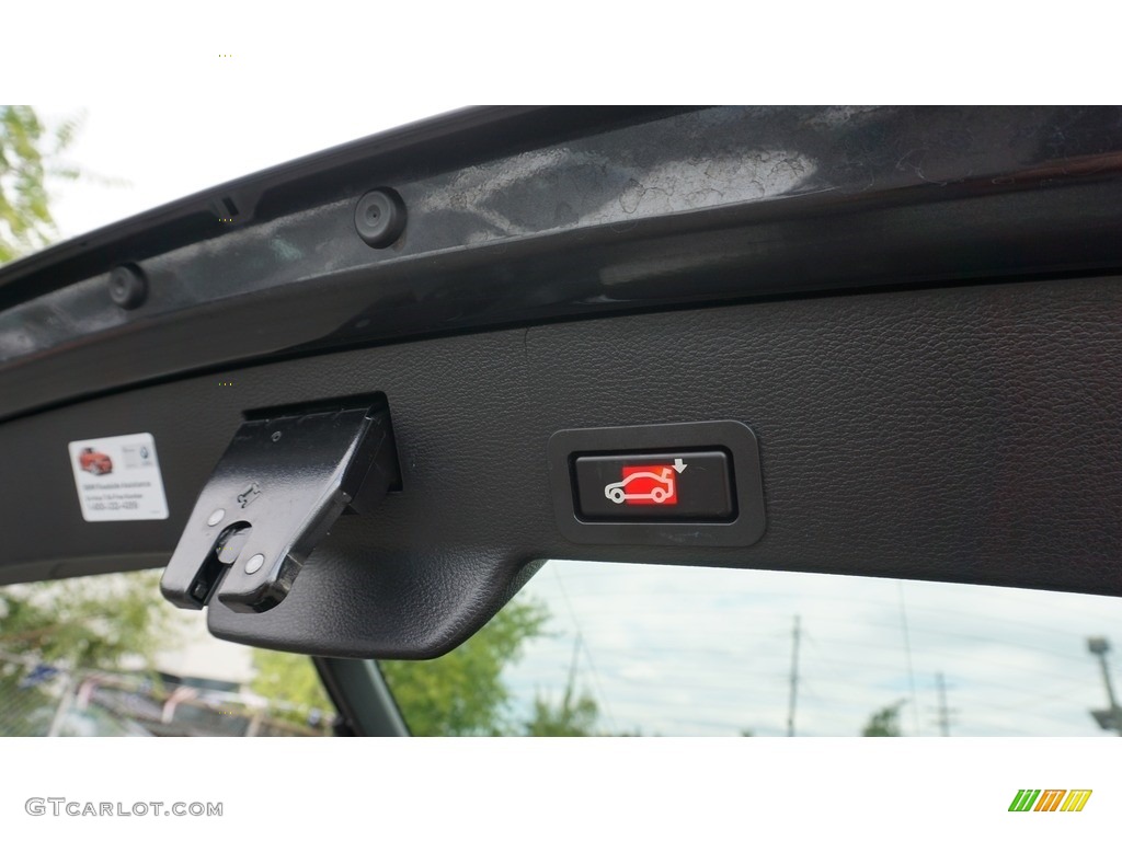 2012 X6 M  - Carbon Black Metallic / Black photo #43
