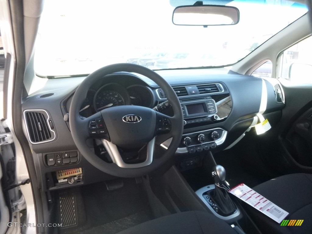 2017 Kia Rio LX 5 Door Dashboard Photos