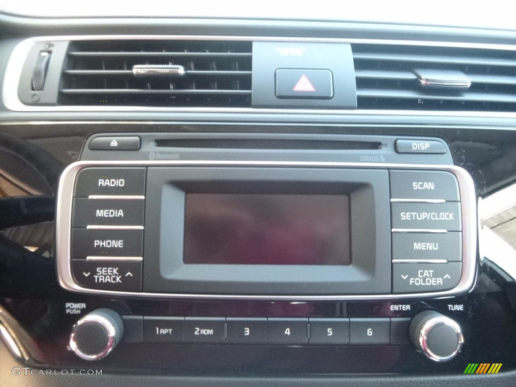 2017 Kia Rio LX 5 Door Controls Photos