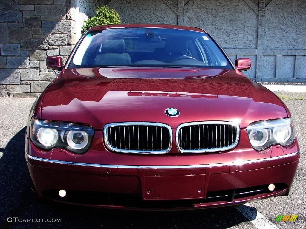 Chiaretto Red Metallic BMW 7 Series