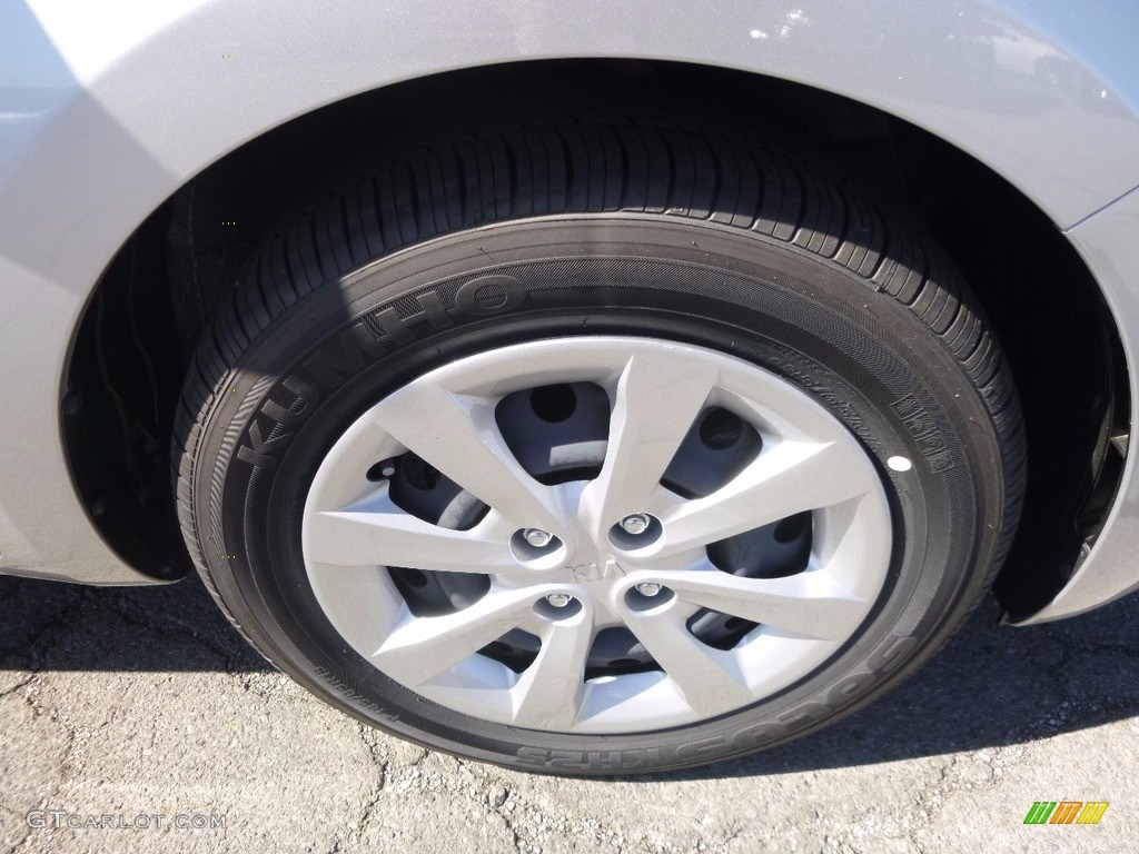 2017 Kia Rio LX Sedan Wheel Photo #115995321