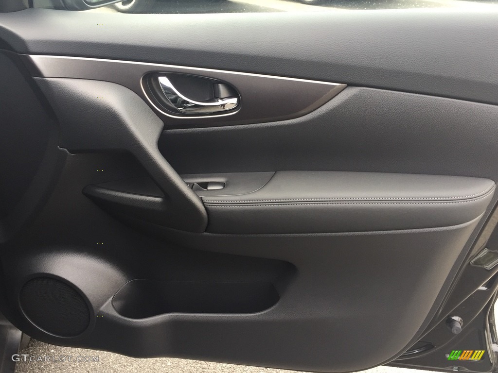 2016 Rogue S AWD - Magnetic Black / Charcoal photo #22