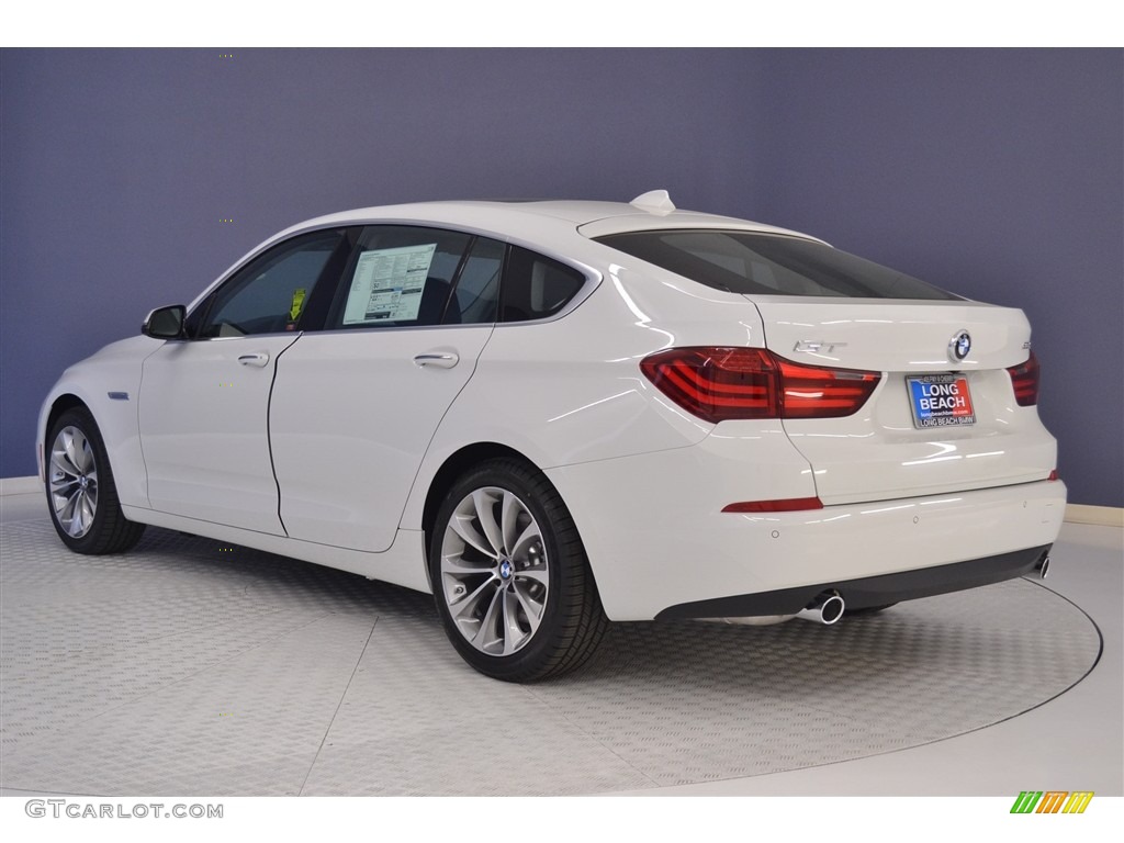 2017 5 Series 535i Gran Turismo - Alpine White / Black photo #4