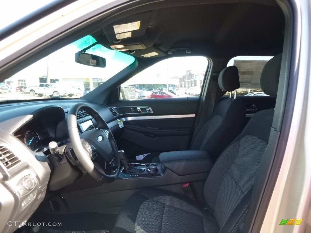 2017 Explorer XLT 4WD - White Gold / Ebony Black photo #10