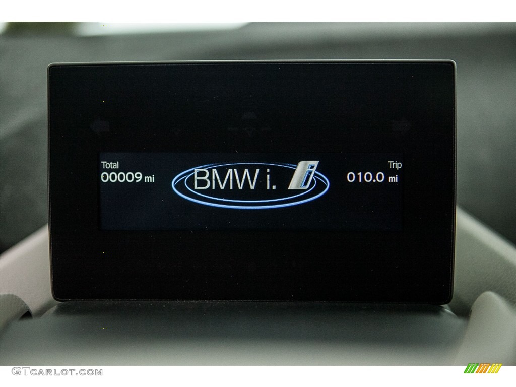 2017 BMW i3 with Range Extender Controls Photo #116002704