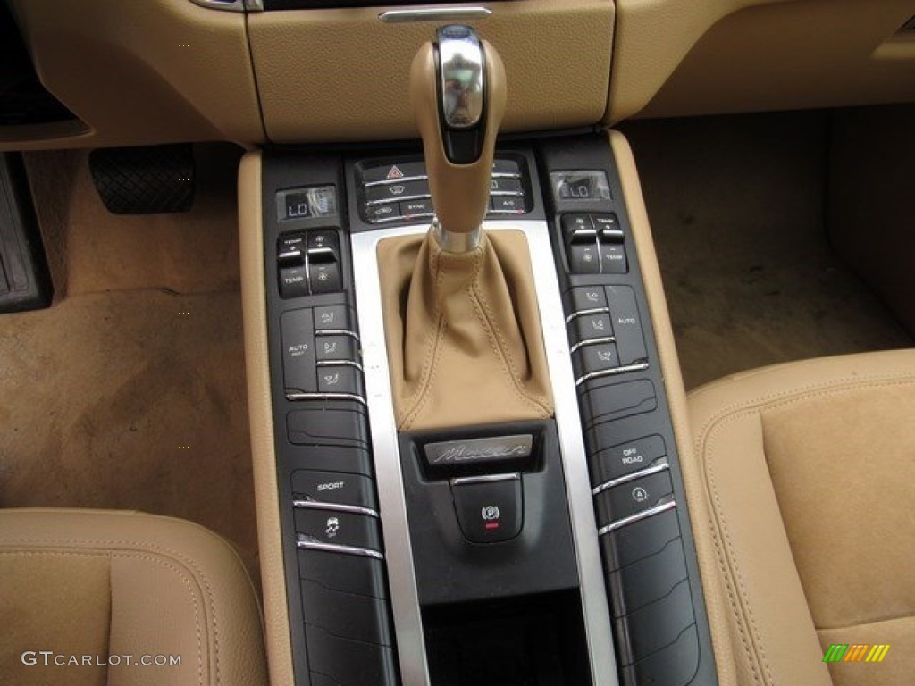 2015 Porsche Macan S 7 Speed Porsche Doppelkupplung (PDK) Automatic Transmission Photo #116002851