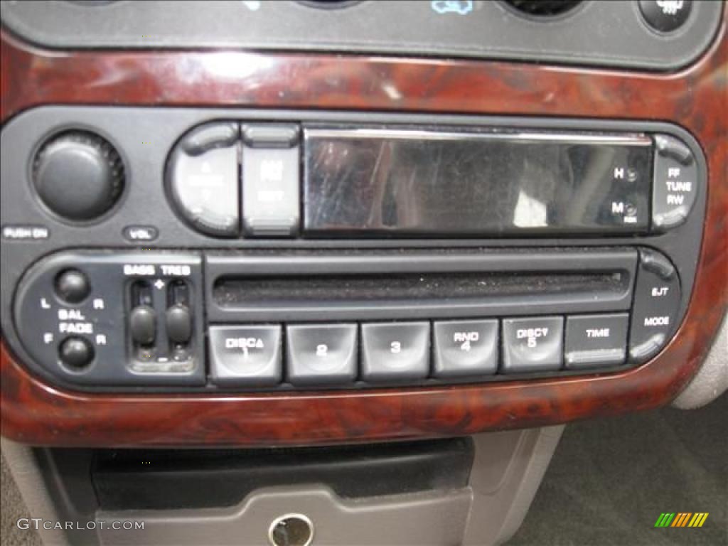 2002 Sebring LXi Sedan - Dark Garnet Red Pearl / Dark Slate Gray photo #14