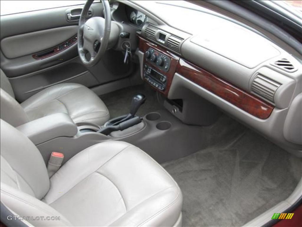 2002 Sebring LXi Sedan - Dark Garnet Red Pearl / Dark Slate Gray photo #25