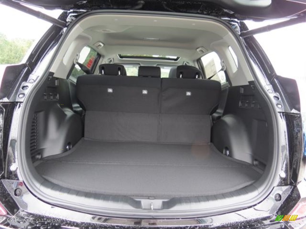 2017 Toyota RAV4 XLE Trunk Photo #116006970