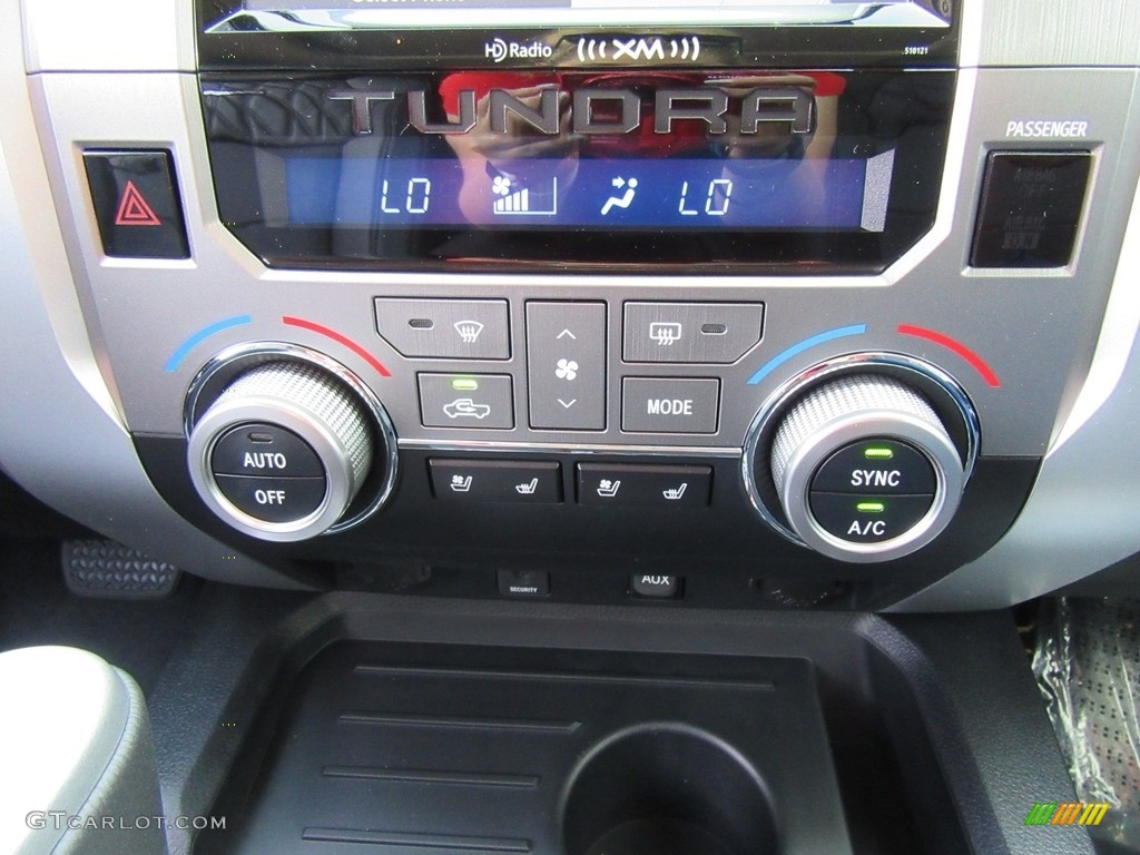 2017 Toyota Tundra Platinum CrewMax Controls Photo #116009124