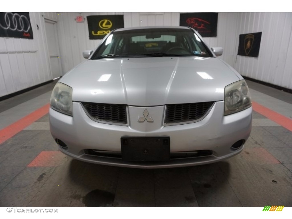 2006 Galant ES - Liquid Silver Metallic / Gray photo #4