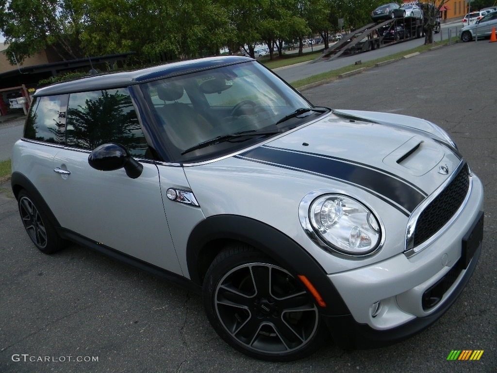 White Silver Metallic 2012 Mini Cooper S Hardtop Bayswater Package Exterior Photo #116019807
