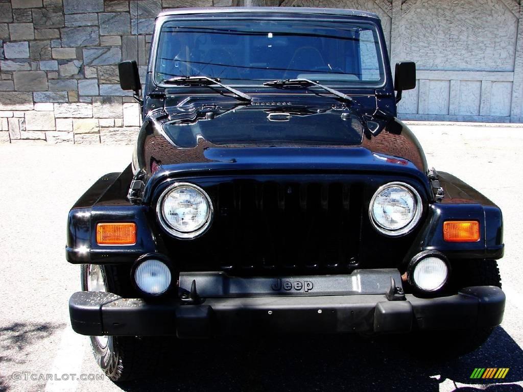 Black Jeep Wrangler
