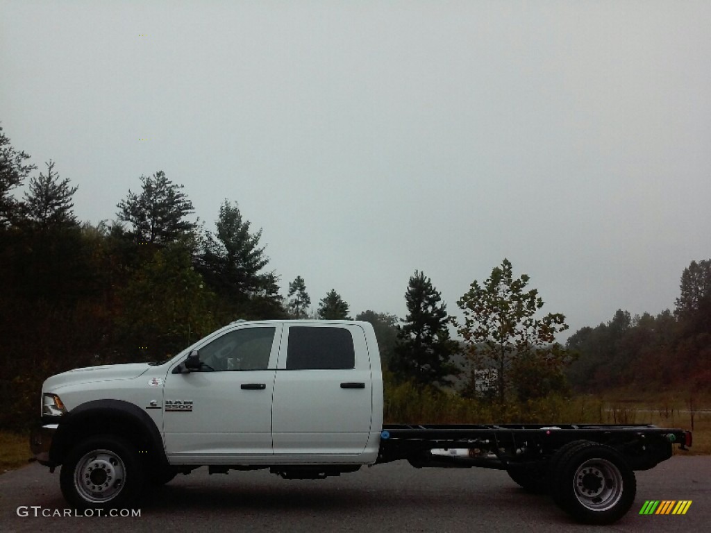 Bright White 2017 Ram 5500 Tradesman Crew Cab 4x4 Chassis Exterior Photo #116023749