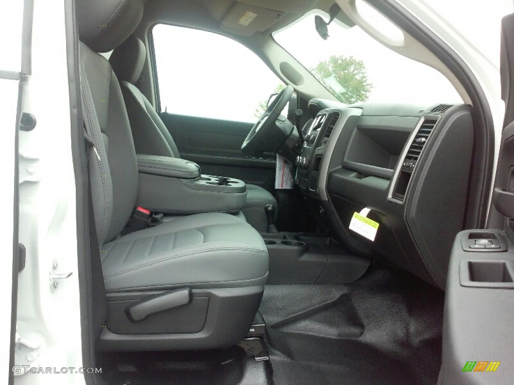 2017 Ram 5500 Tradesman Crew Cab 4x4 Chassis Front Seat Photo #116024109