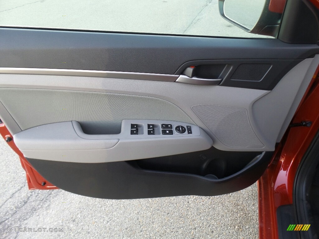 2017 Elantra SE - Red / Beige photo #17