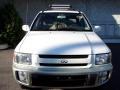 Arctic White Pearl Metallic - QX4 4x4 Photo No. 5