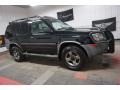 Super Black - Xterra SE V6 4x4 Photo No. 6