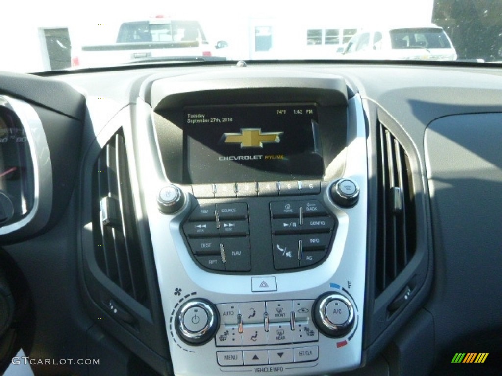 2017 Equinox LT AWD - Siren Red Tintcoat / Jet Black photo #15