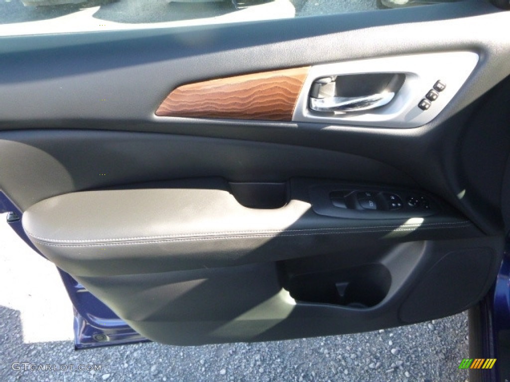 2017 Nissan Pathfinder Platinum 4x4 Charcoal Door Panel Photo #116030289