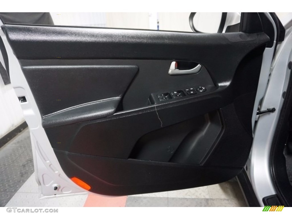 2012 Sportage LX AWD - Bright Silver / Black photo #12