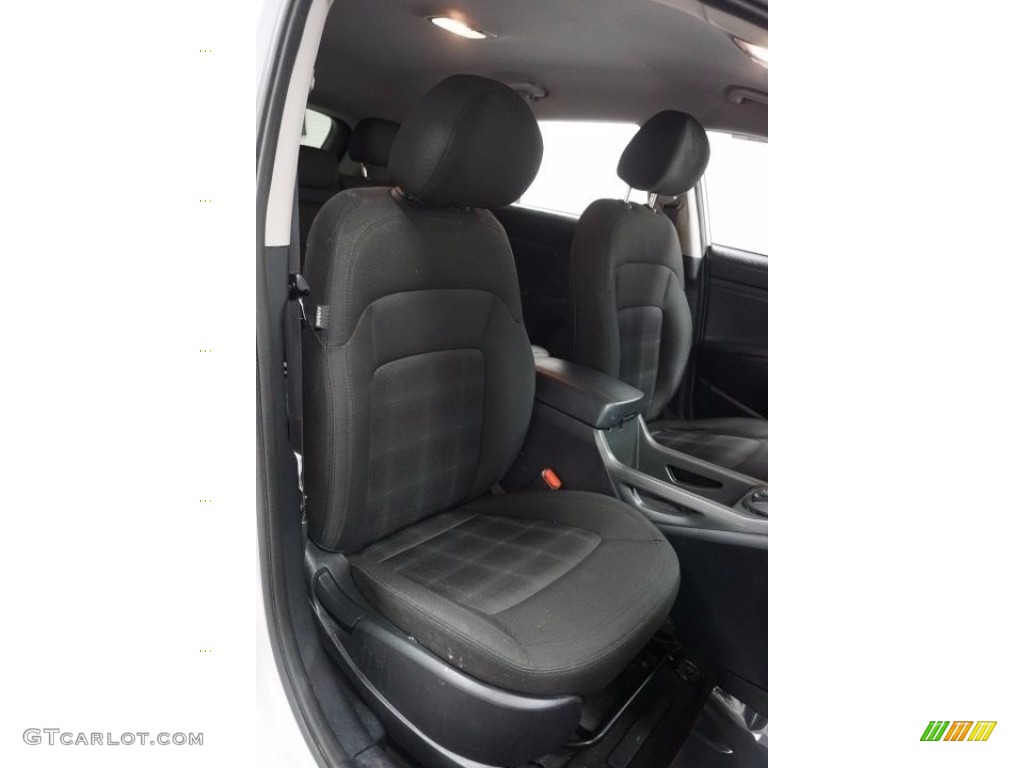 2012 Sportage LX AWD - Bright Silver / Black photo #18