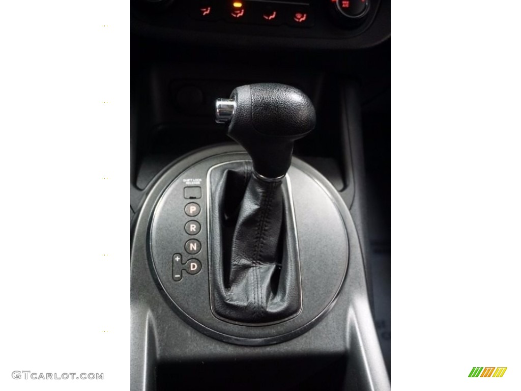 2012 Sportage LX AWD - Bright Silver / Black photo #39