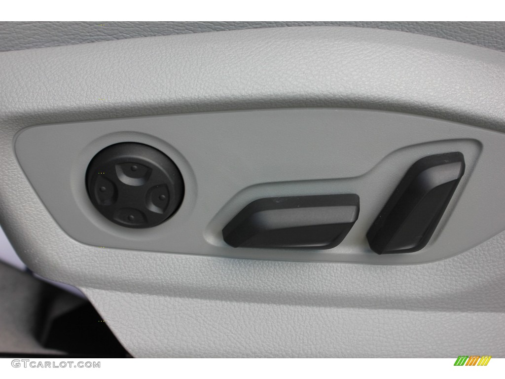 2017 Audi Q7 3.0T quattro Premium Plus Controls Photo #116031336