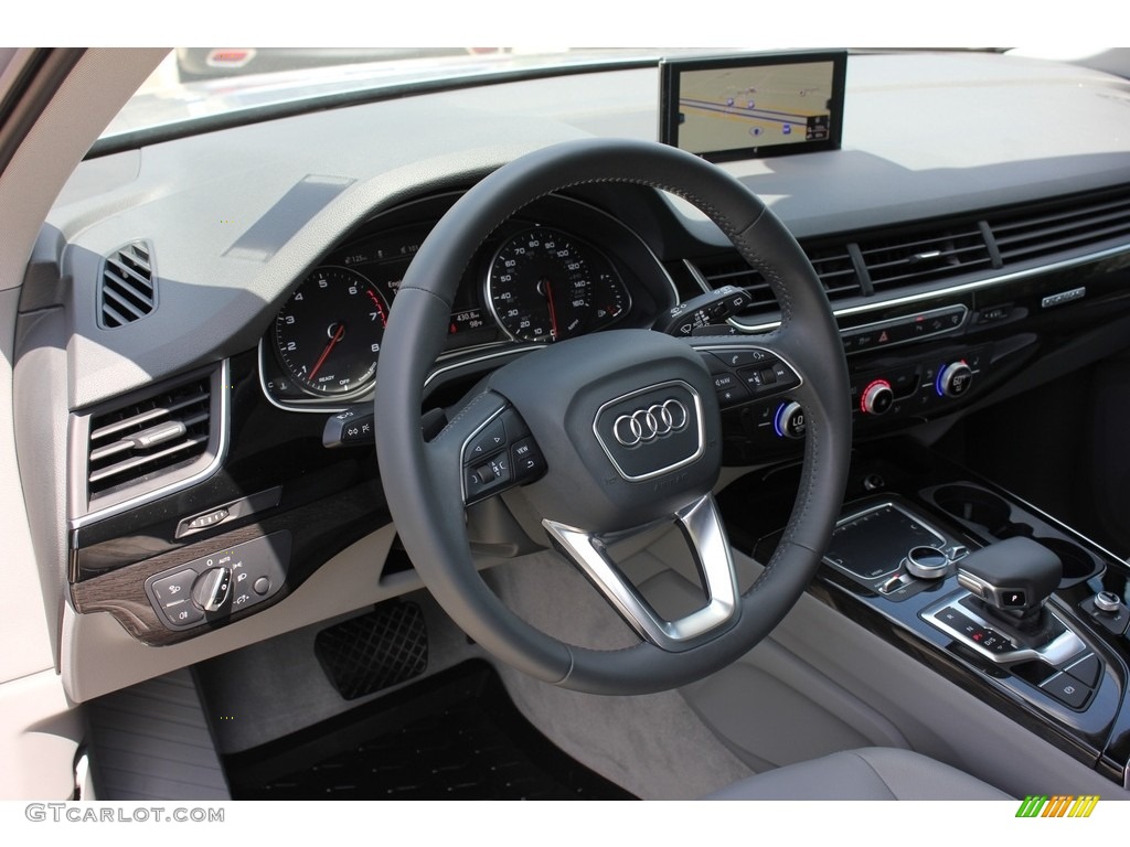2017 Audi Q7 3.0T quattro Premium Plus Black Dashboard Photo #116032176