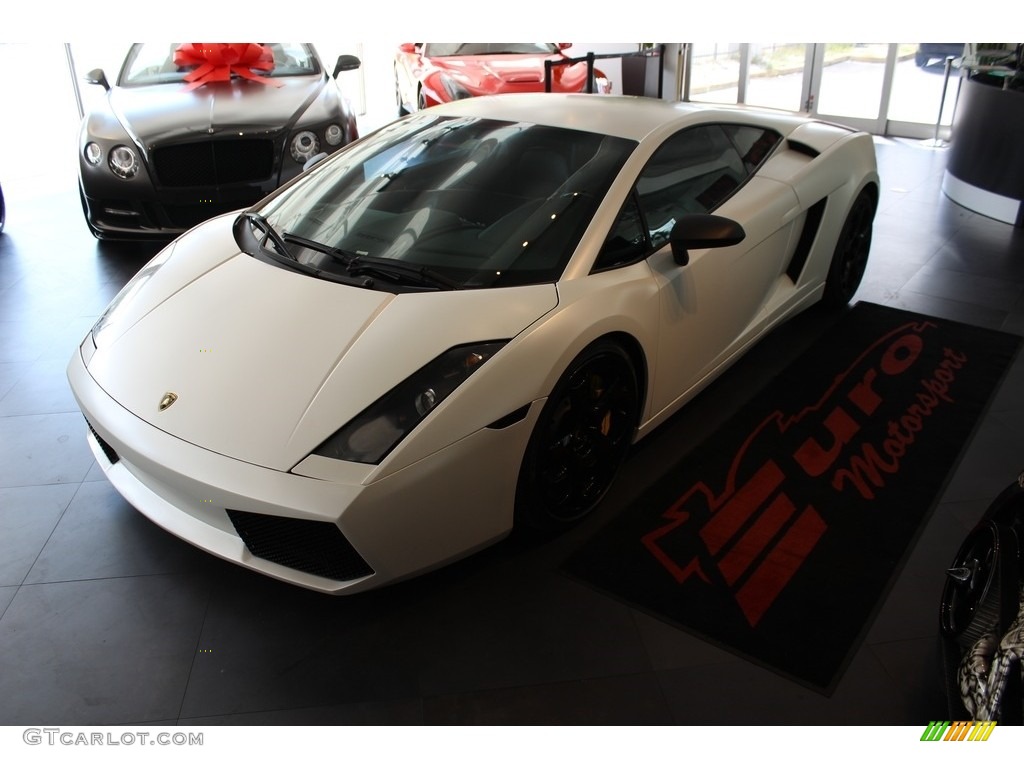 2004 Gallardo Coupe - Balloon White / Nero Perseus photo #2