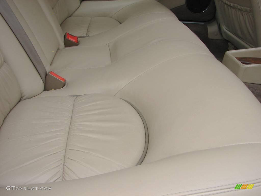 2002 XJ Super V8 - Anthracite Metallic / Cashmere photo #18
