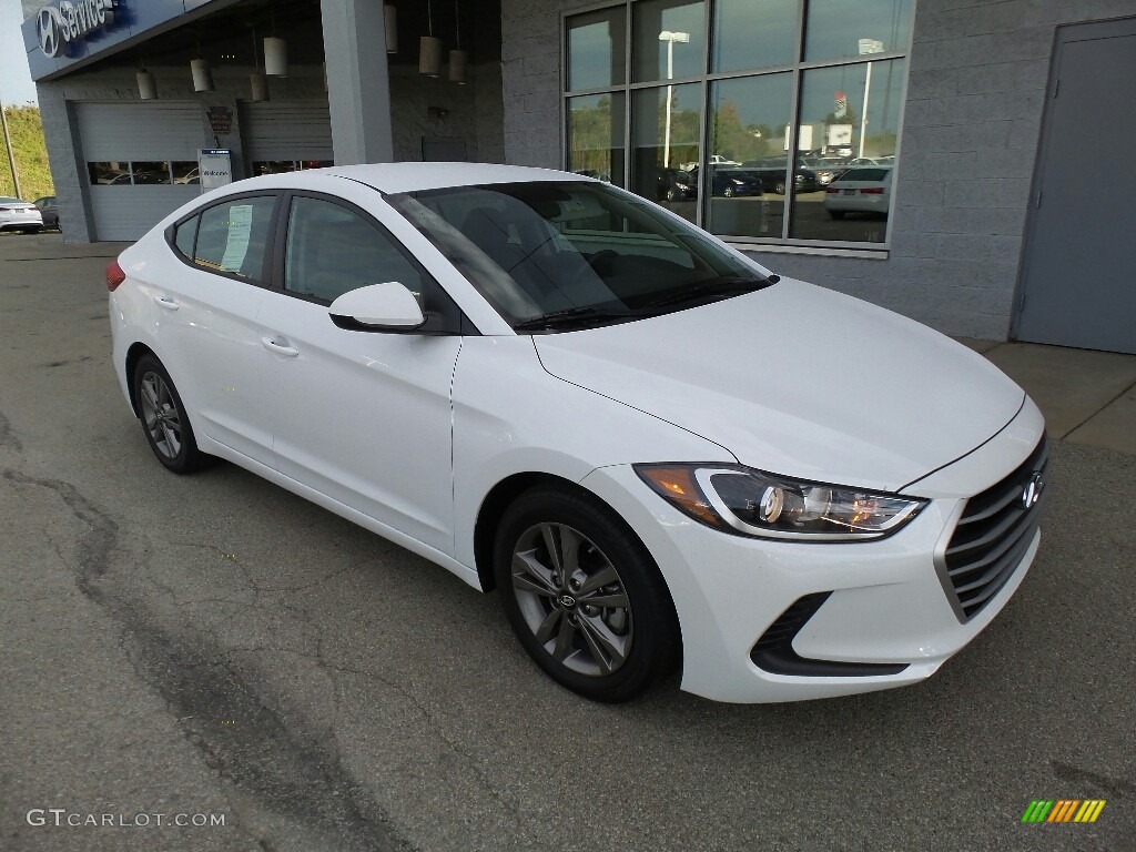 White Hyundai Elantra