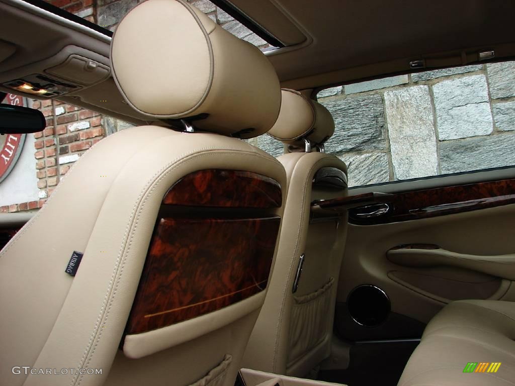 2002 XJ Super V8 - Anthracite Metallic / Cashmere photo #49