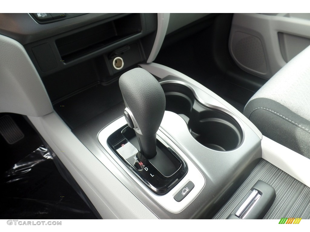 2017 Honda Ridgeline RTS Transmission Photos